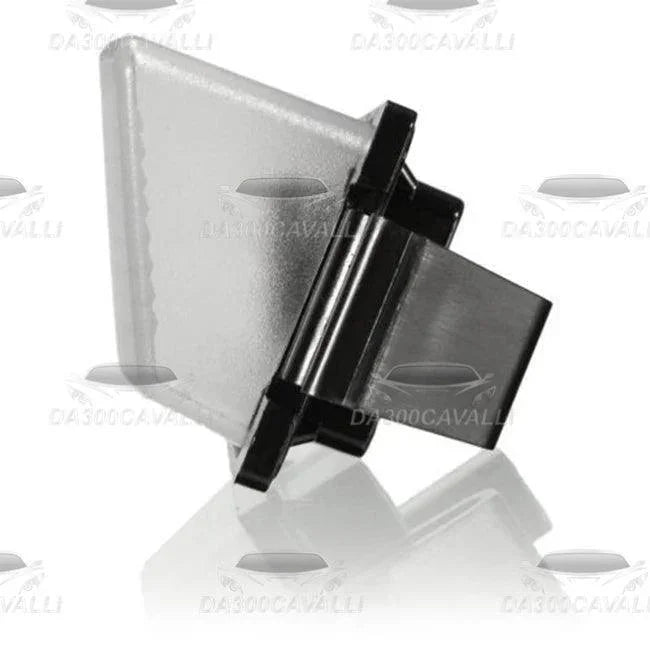 luce-targa-nissan-350z-370z-gtr-infiniti-g35-g37-g25-da300cavalli-4 - Da300Cavalli