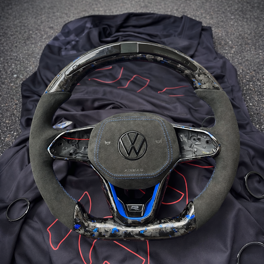 Volante VW Golf 8 Carbonio Forgiato E Led - Riscaldato