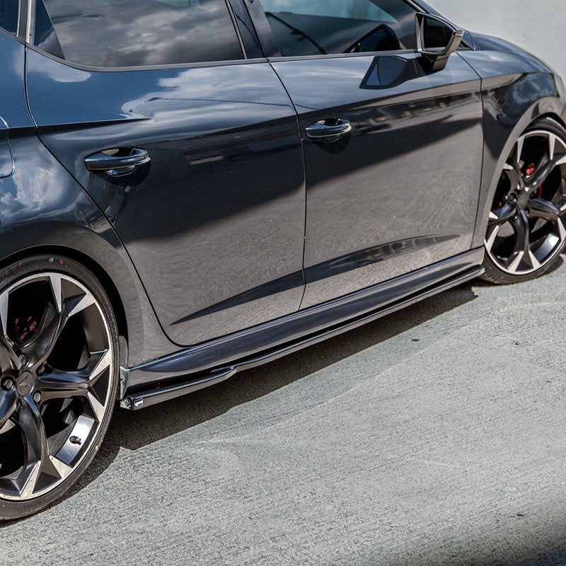 Body kit Seat Leon (5F) HB 5-doors FR Facelift 2017-2020 - – Simoni Racing – foto 4