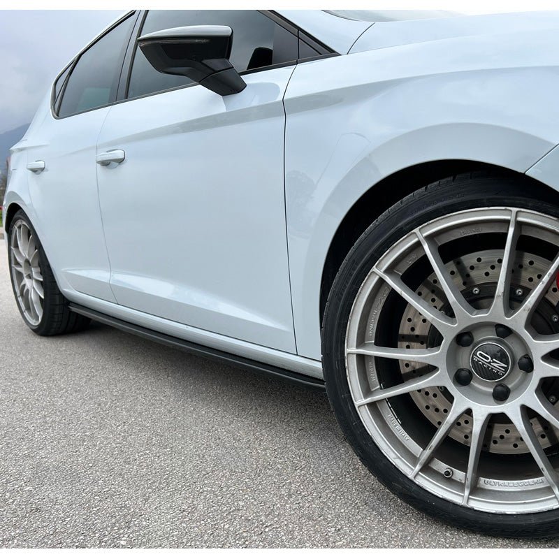 Minigonne laterali Seat Leon (5F) HB/ST 2013-2020 - – Simoni Racing – foto 2