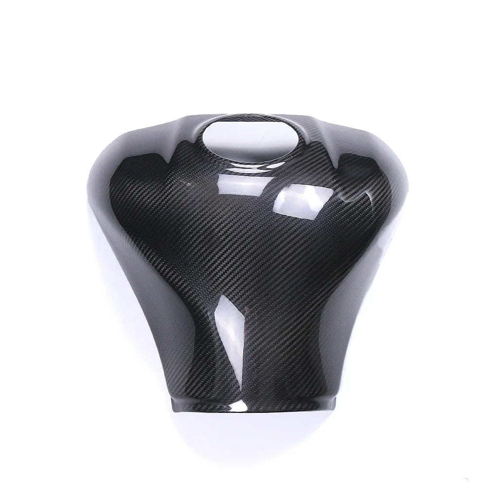 Copertura serbatoio moto in carbonio, accessorio tuning Da300Cavalli, sfondo bianco