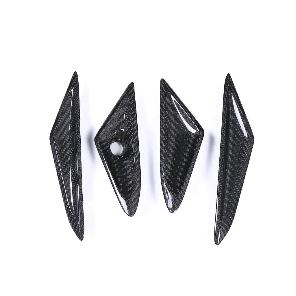Set di coperture angolari in fibra di carbonio per auto, accessorio tuning Da300Cavalli