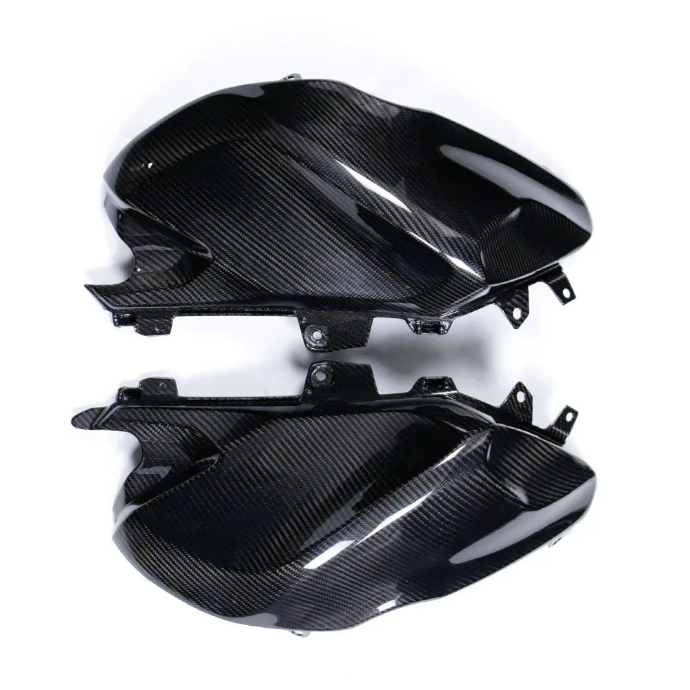 Coppia di cover serbatoio moto in carbonio lucido, ricambio tuning Da300Cavalli