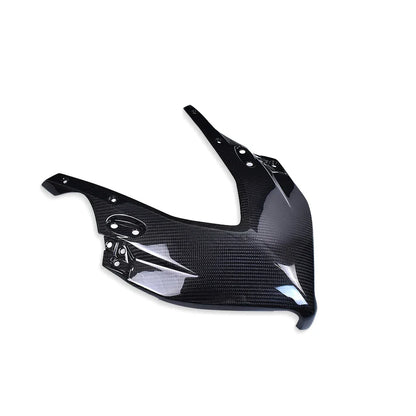 Carena anteriore in carbonio per moto, accessorio tuning Da300Cavalli su fondo bianco