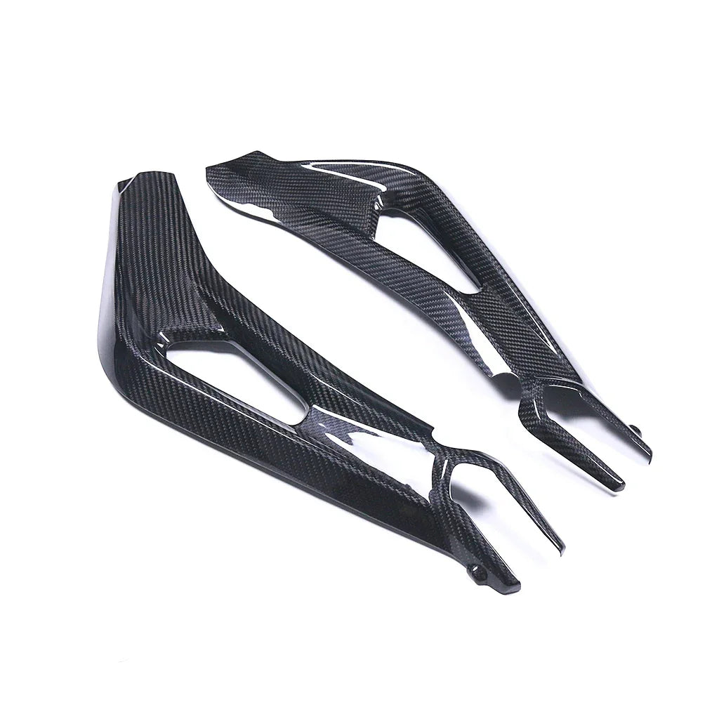 Carene laterali in carbonio per moto, ricambio tuning Da300Cavalli, lucide e leggere.