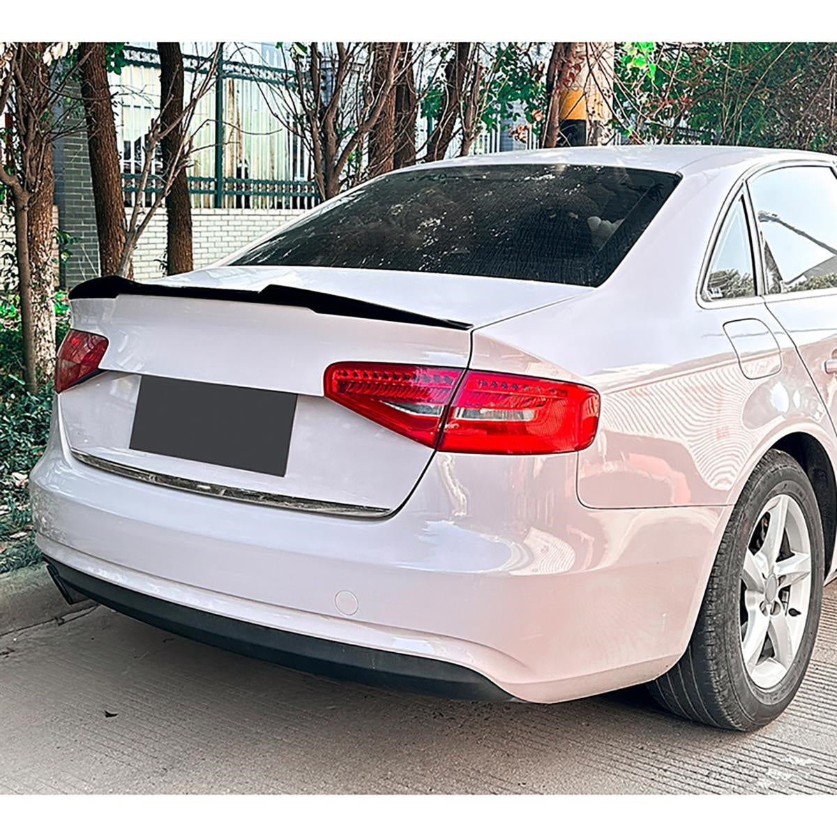 Spoiler da baule per Audi A4 B8 – Simoni Racing