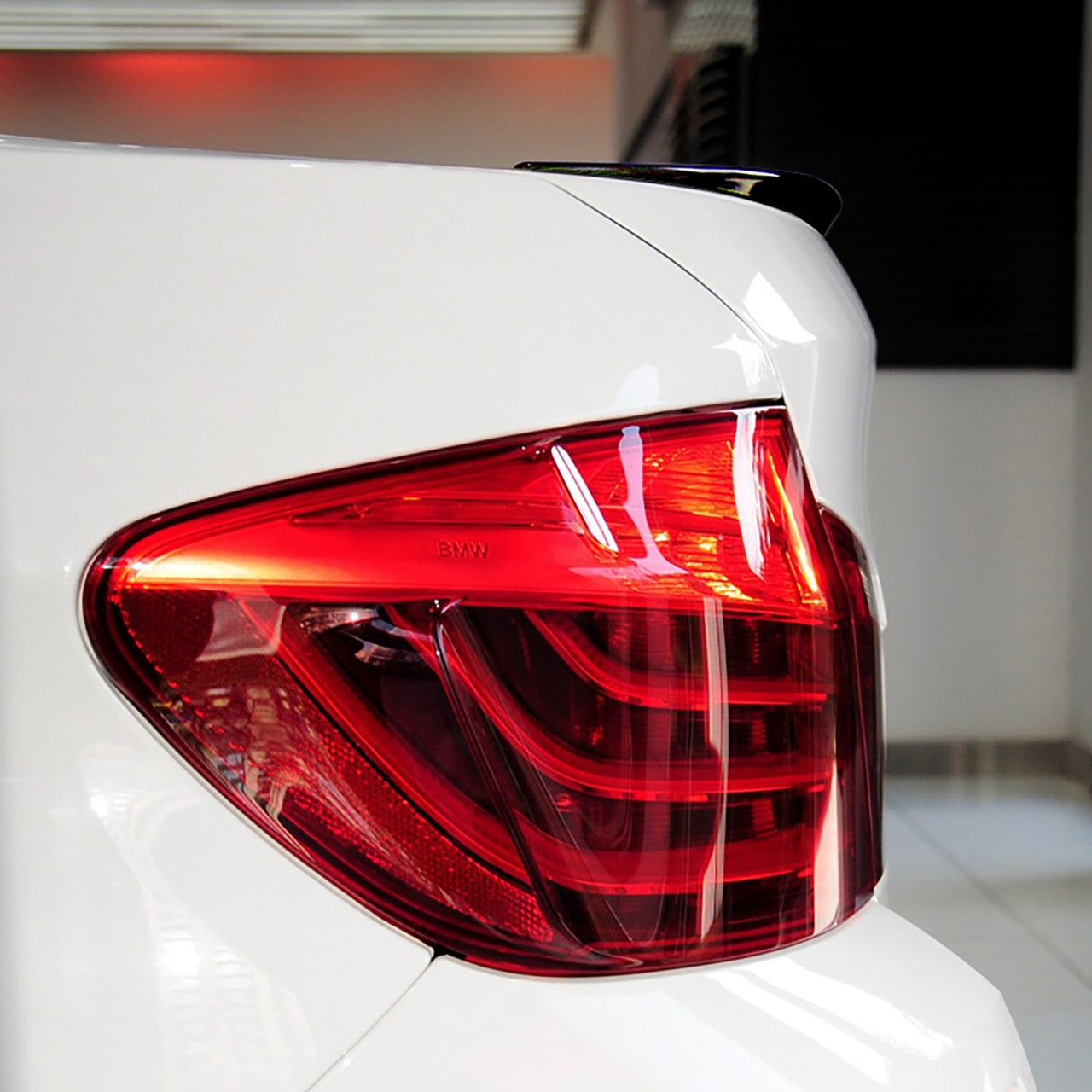 Spoiler da baule per BMW Serie 5 F10 – Simoni Racing – foto 3