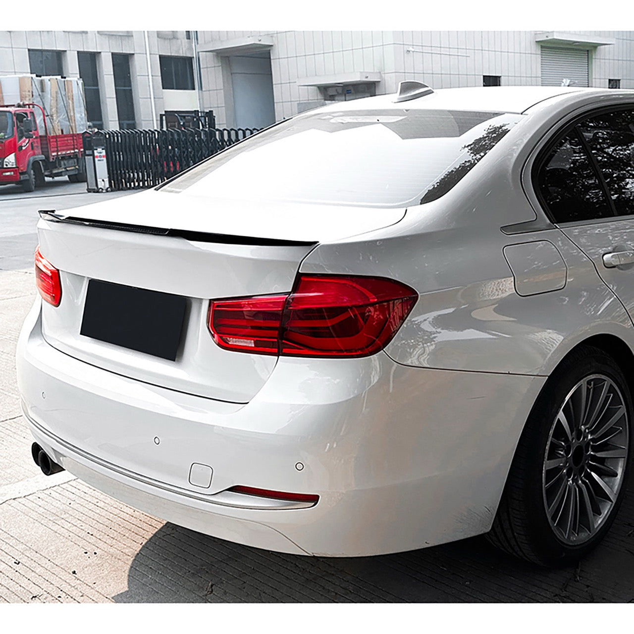 Spoiler da baule per BMW Serie 3 F30 – Simoni Racing – foto 4