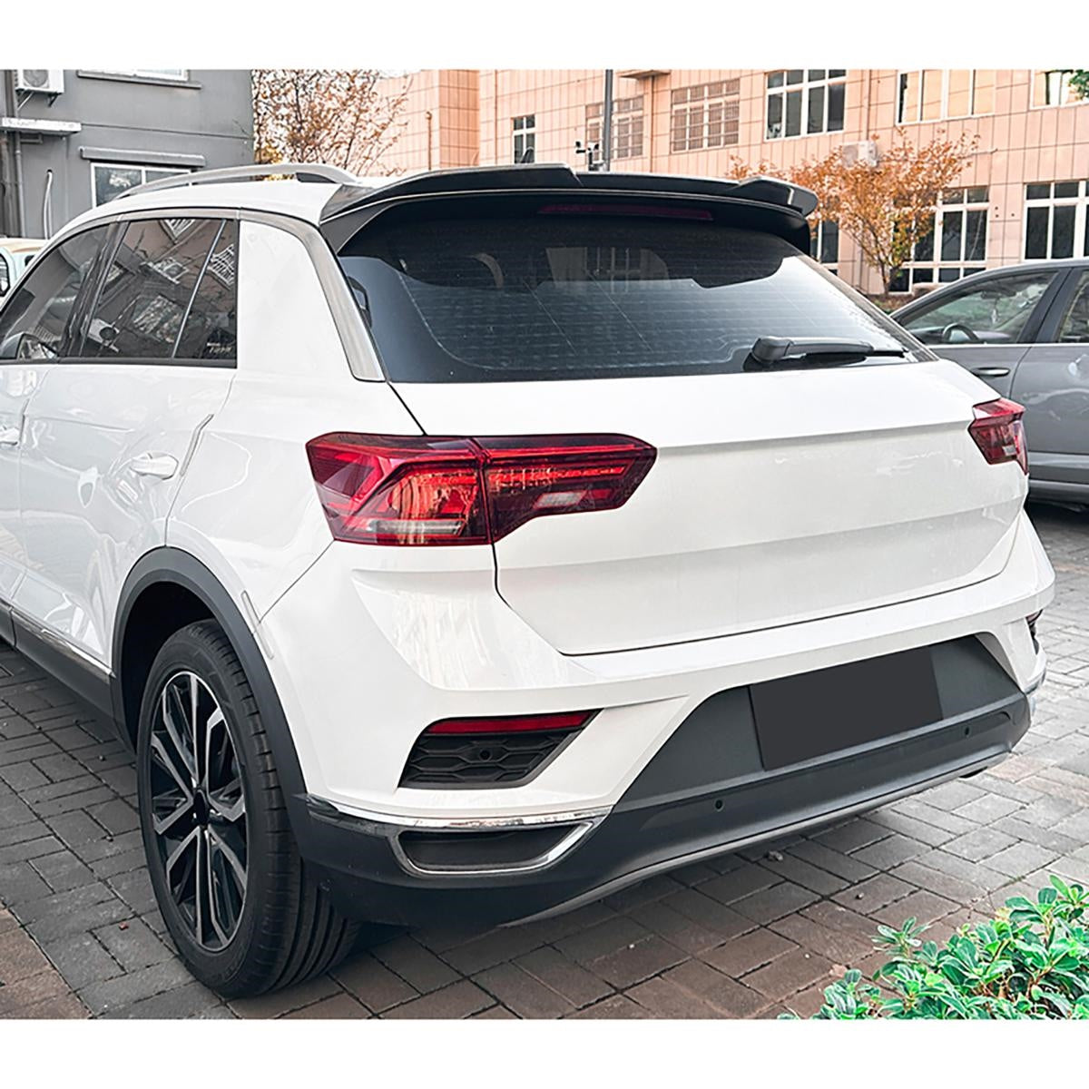 Spoiler da tetto per VW T-Roc – Simoni Racing
