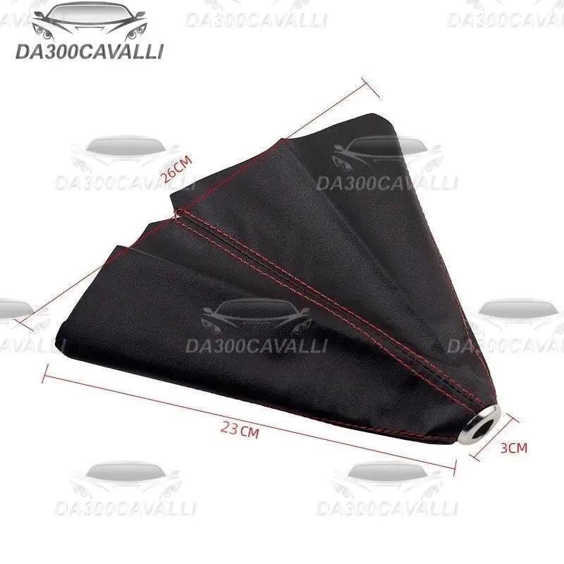 Cuffia cambio auto 16mm nera con cuciture rosse, misure 26x23x3 cm, Da300Cavalli tuning.