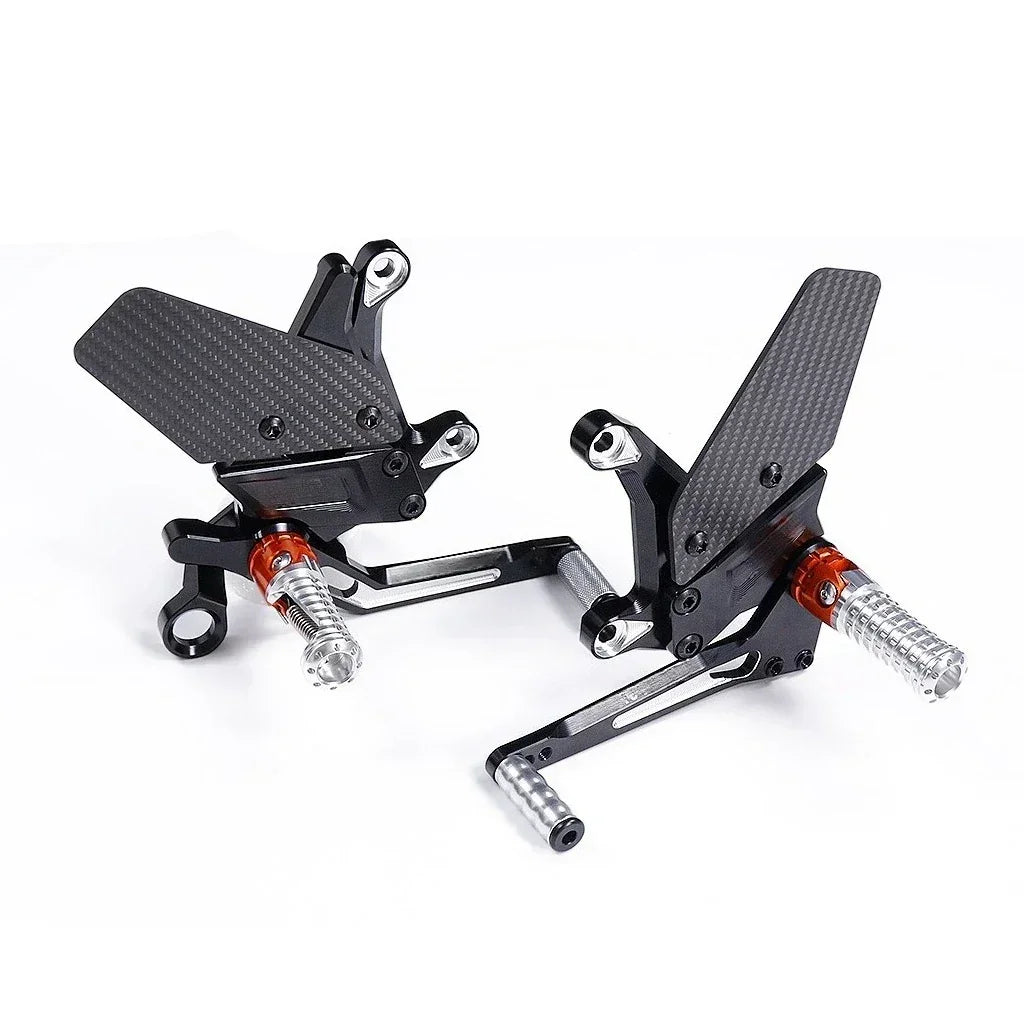kit-carenatura-in-carbonio-per-ktm-1290-super-duke-r-2020-da300cavalli-3 - Da300Cavalli