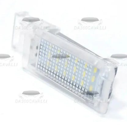 luce-led-sottoporta-cassetto-porta-oggetti-e-portabagagli-seat-ibiza-2018-da300cavalli-1 - Da300Cavalli