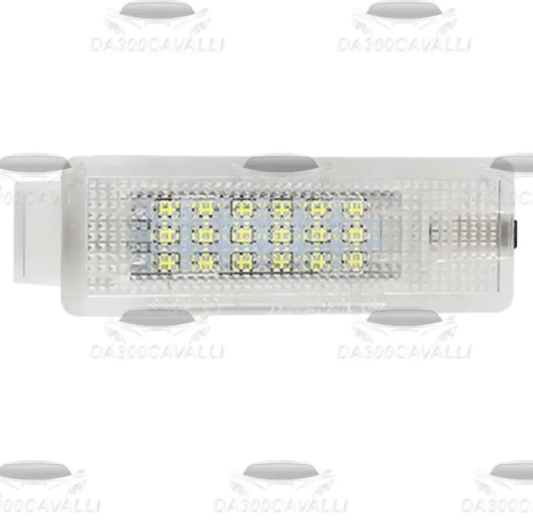 luci-led-sottoporta-cassetto-porta-oggetti-e-portabagagli-vw-golf-scirocco-touran-passat-da300cavalli-1 - Da300Cavalli