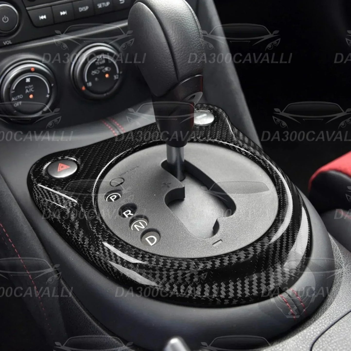 modanatura-cambio-nissan-370z-2009-2019-fibra-di-carbonio-da300cavalli-2 - Da300Cavalli