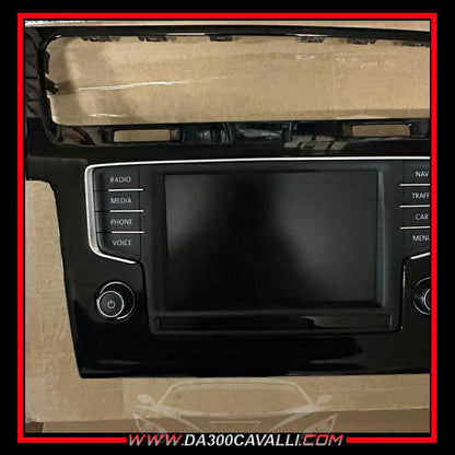 navigatore-display-vw-golf-7-con-mascherina-da300cavalli-2 - Da300Cavalli
