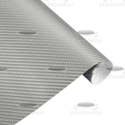 Pellicola wrap 4D effetto fibra di carbonio per auto tuning Da300Cavalli, colore argento.