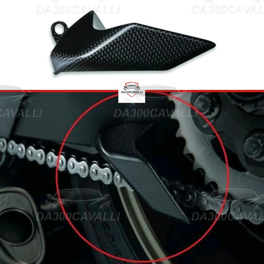 protezione-paracatena-fibra-di-carbonio-ducati-panigale-v4-da300cavalli-1 - Da300Cavalli