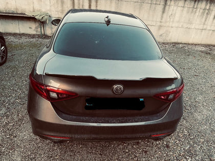 Foto inviata da Andrea — Spoiler Alfa Romeo Giulia In Fibra Di Carbonio (2015-2021)