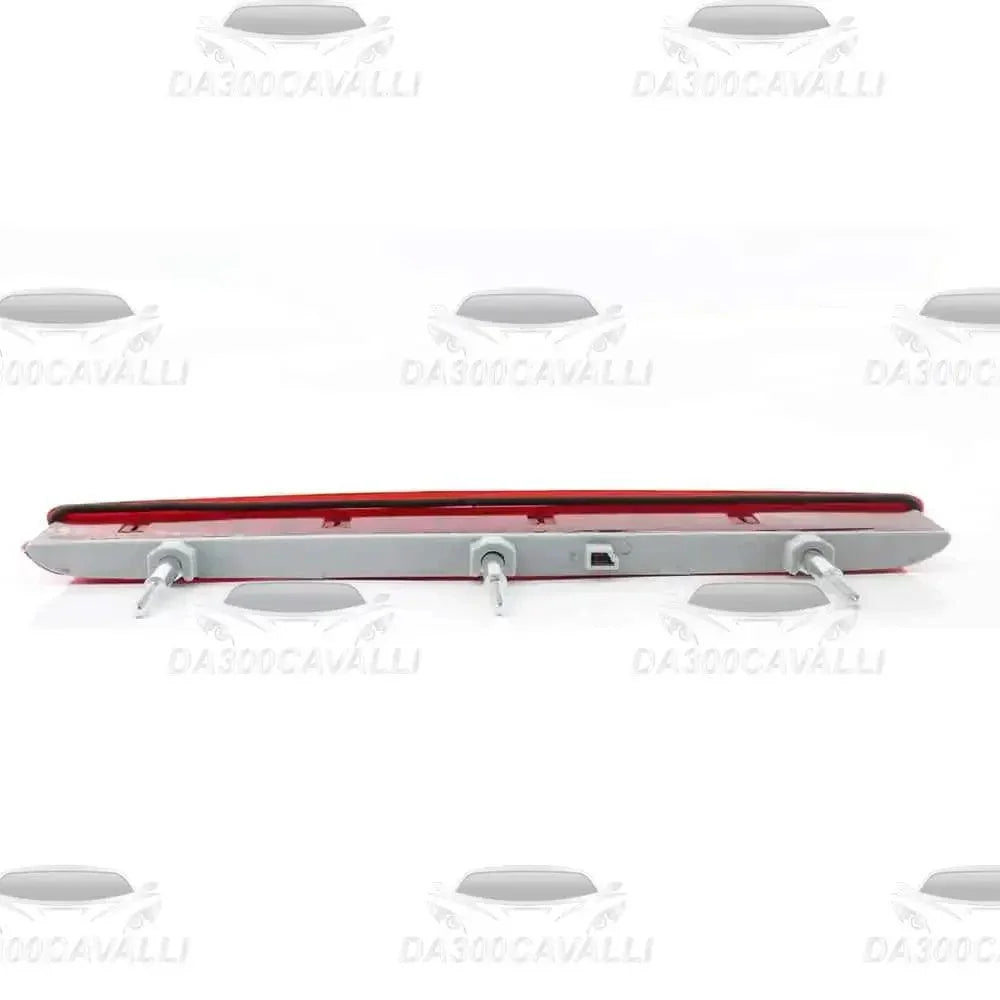 terzo-stop-led-bmw-serie-3-decappottabile-e93-2007-2013-da300cavalli-2 - Da300Cavalli