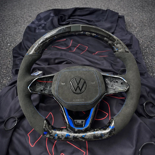 volante-vw-golf-8-carbonio-forgiato-e-led-riscaldato-da300cavalli-1 - Da300Cavalli